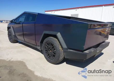 2024 Tesla Cybertruck All-Wheel Drive from USA, damaged, VIN 7G2CEHED0RA022274